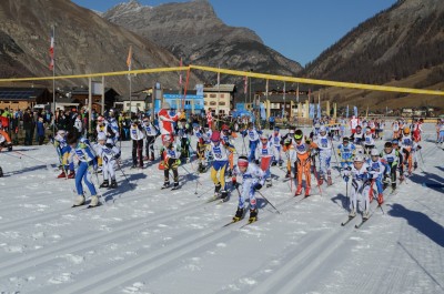 Fondisti al via della Minisgambeda