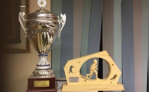 Trofeo 2006 e 2019 uno accanto all'altro